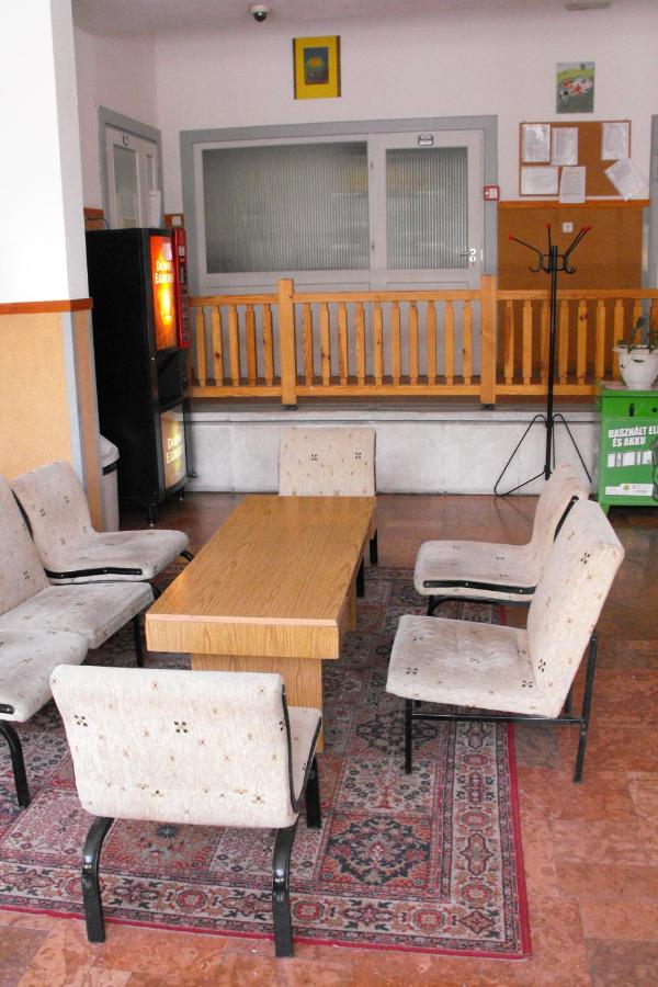 Pannonia Hostel Budapest Exterior foto