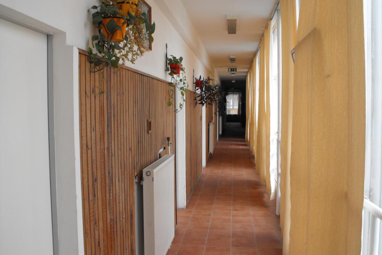Pannonia Hostel Budapest Exterior foto